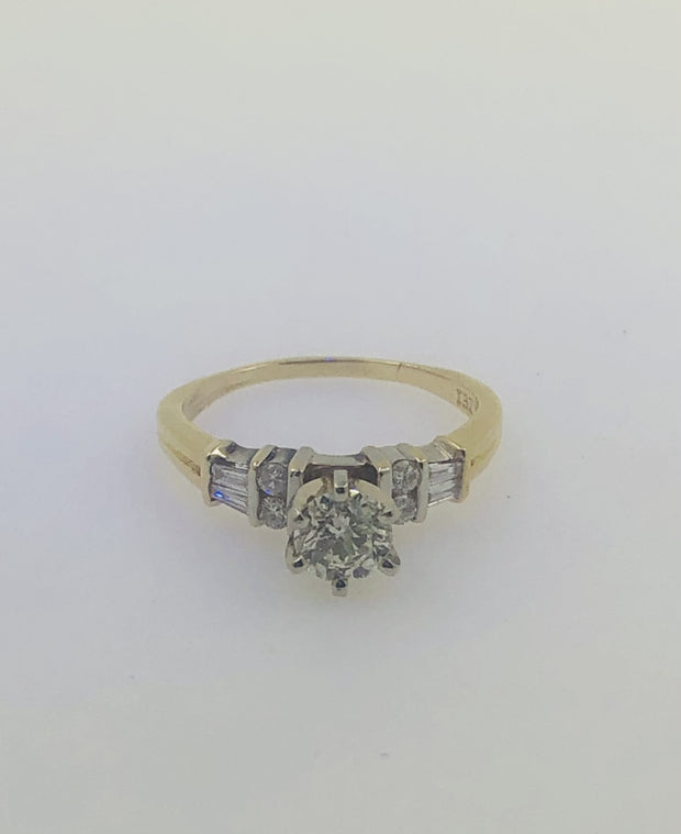 18K Yellow Gold Engagement Diamond Ring